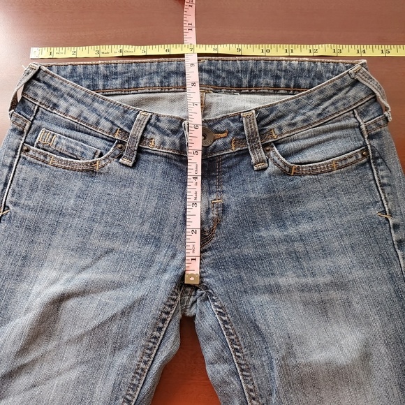 MNG Jeans EUC - Picture 3 of 8